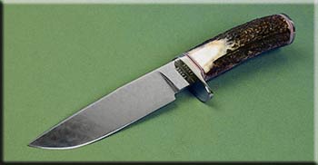KDLG005_Hunter_solo.jpg