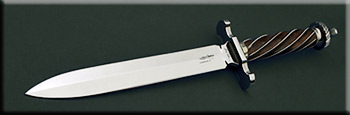 KGHB012-dagger-solo.jpg