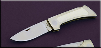 KJML006-folder-solo.jpg