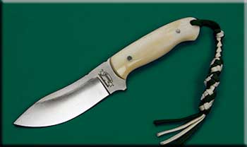 KLAC013-skinner-solo.jpg