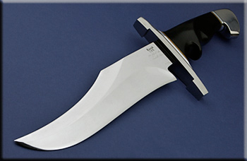custom knives.jpg