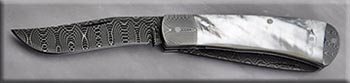 KWR004-sb-dam-pearl-trapper-solo.jpg